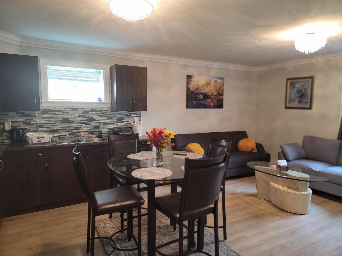 Oscar Inn & 2Bd Family Suite Or Private Room 애버츠퍼드 외부 사진