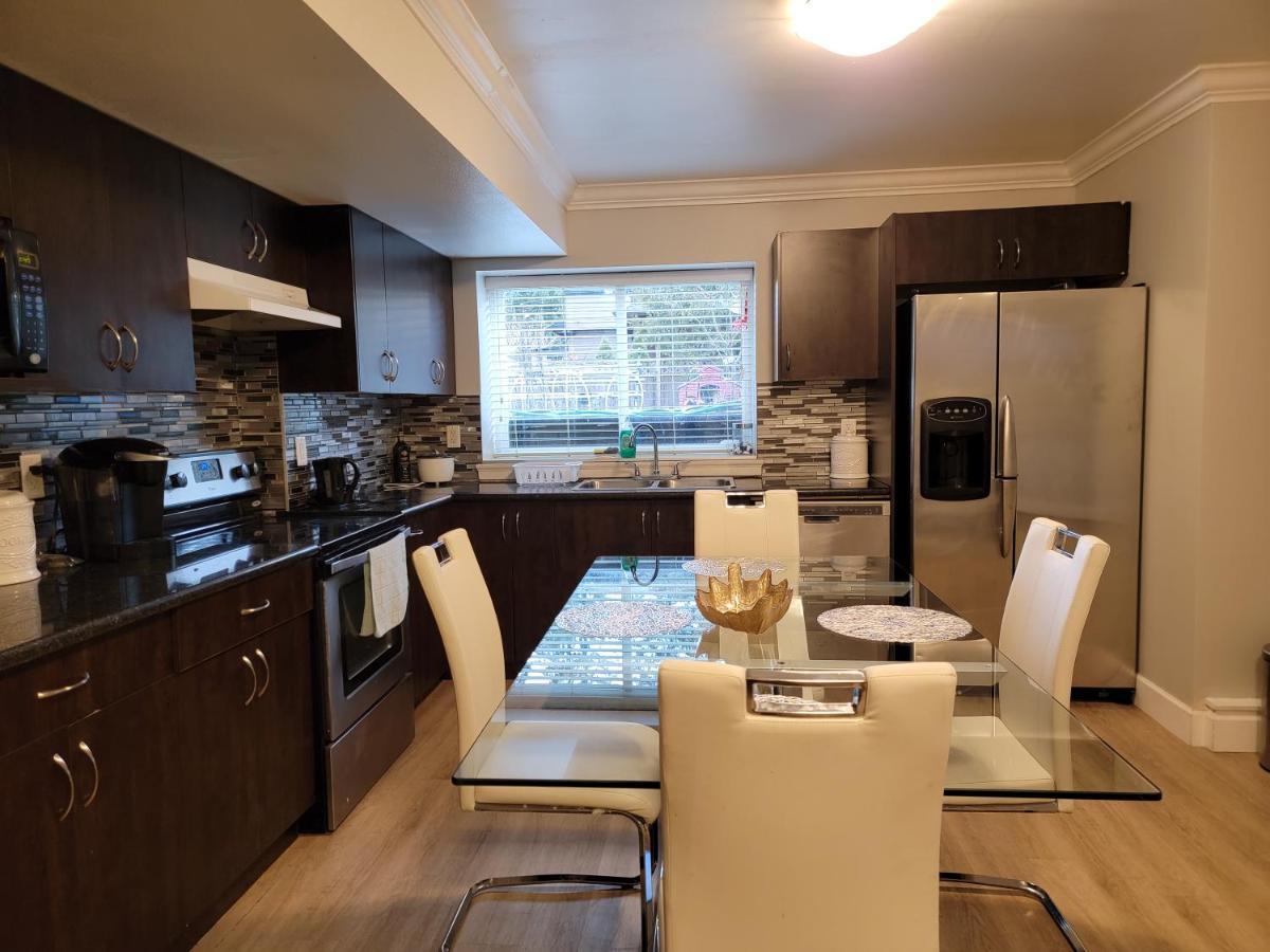 Oscar Inn & 2Bd Family Suite Or Private Room 애버츠퍼드 외부 사진