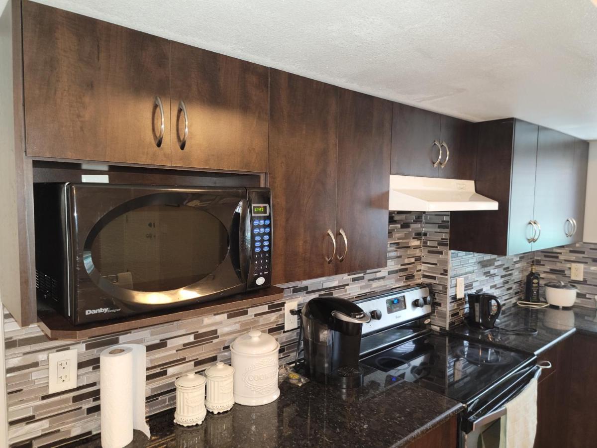 Oscar Inn & 2Bd Family Suite Or Private Room 애버츠퍼드 외부 사진